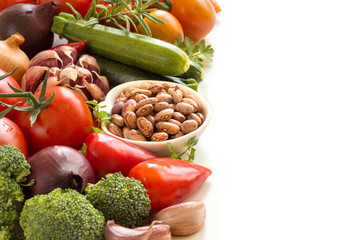 Raw pinto  beans and vegetables