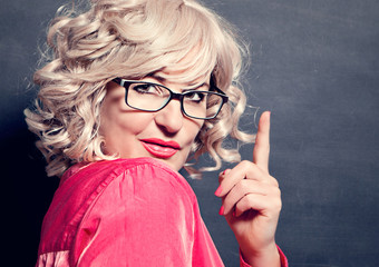pointing girl with glasses - business rocks 13