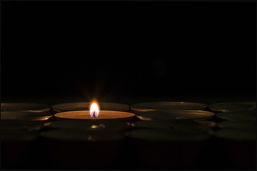 Candela nel buio