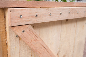 design of wood crate for cargo protection package