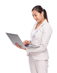 Businesswoman use of laptop