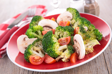 broccolis salad