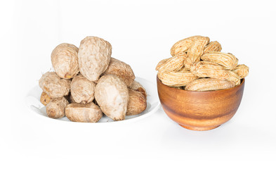 Boiled taro and peanuts