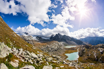 Laghi alpestri controluce