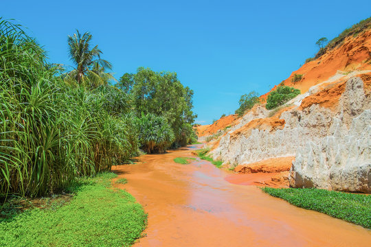Red River and Colored Sandstone