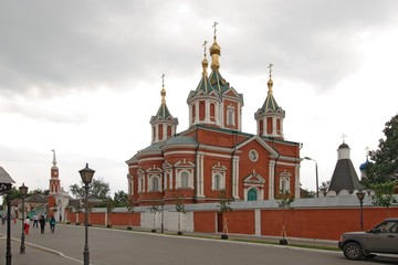 Fototapeta na wymiar Uspensky Brusensky monastery in the Kolomna Kremlin