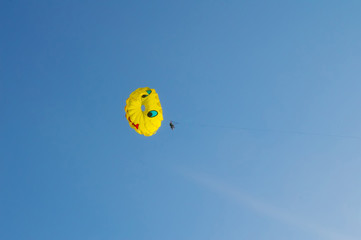 Flight on a parachute