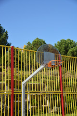 canasta de baloncesto al aire libre