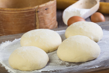 Fototapeta na wymiar Yeast dough for pies.