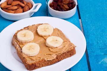 peanut butter bread with banana