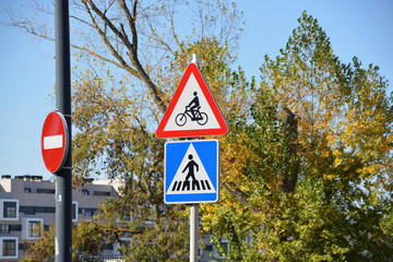 señales de trafico de paso de cebra