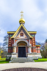 Fototapeta na wymiar orthodox chapel in the park