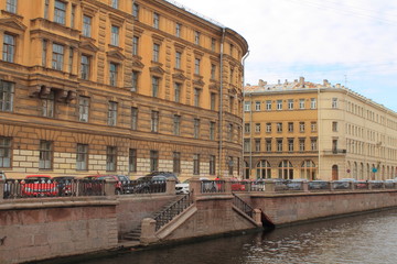 городская набережная Санкт-Петербурга