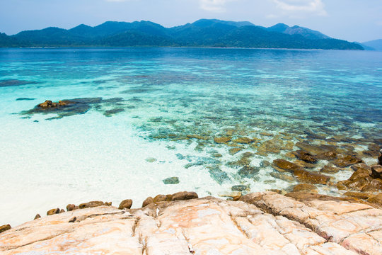 Fototapeta Rocks, sea and blue sky - Lipe island Thailand