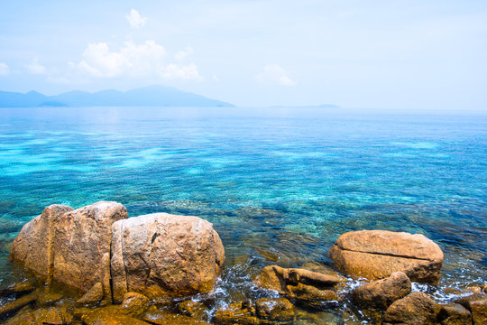 Fototapeta Rocks, sea and blue sky - Lipe island Thailand