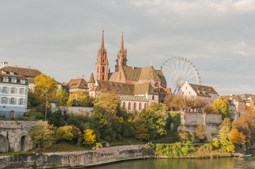 Fototapeta na wymiar Basel, Stadt, historische Altstadthäuser, Münster, Schweiz