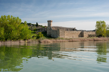 Ancient-stronghold_castle
