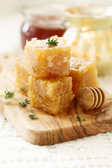 Honeycomb with thyme honey