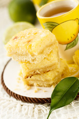 Lime and lemon bars