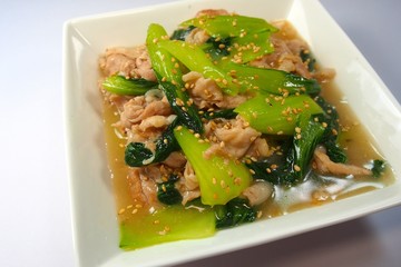 豚とチンゲンサイの中華炒め