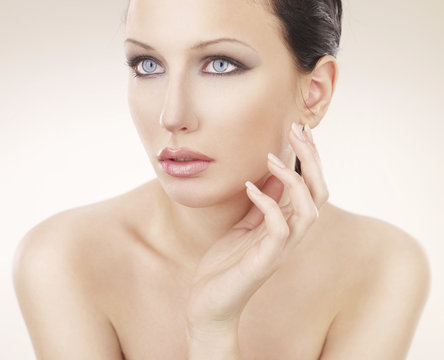 Glamour portrait of beautiful woman model with fresh daily makeu