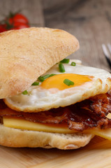 Fried egg sandwich