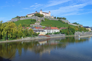 Fototapeta na wymiar Marienberg Fortress in Wurzburg, Germany