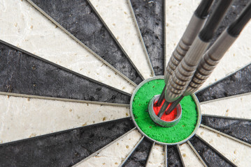 darts