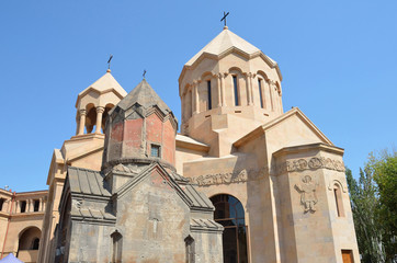 Fototapeta na wymiar Церковь сурб Католике в Ереване, 13 век