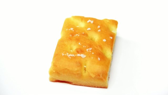 focaccia italiana all'olio di oliva con prosciutto e formaggio