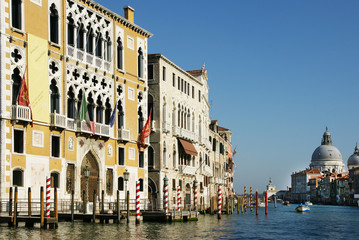 Naklejka premium Venedig, Canal Grande mit Palästen und Santa Maria della Salute