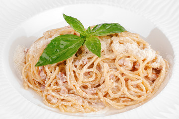 Pasta with sauce and cheese