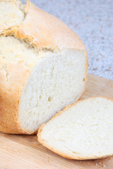sliced white bread