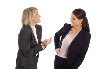 Zwei lachende Frauen isoliert: Glück und Freude im Beruf