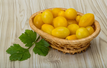 Yellow cherry tomatoes