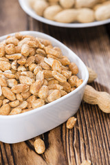 Roasted Spicy Peanuts