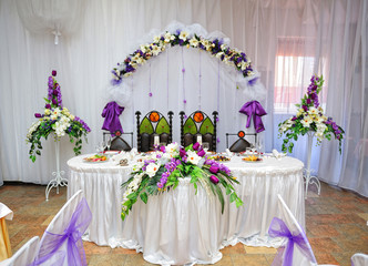 wedding table decoration bride and groom