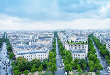 Obraz na płótnie Canvas Aerial view of Paris from Triumph Arc