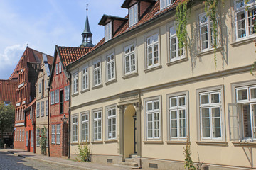 Fototapeta na wymiar Lüneburg: Gasse in der Altstadt (Niedersachsen)