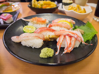 回転寿司 カニ