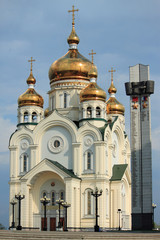 Fototapeta na wymiar Transfiguration Cathedral in Khabarovsk