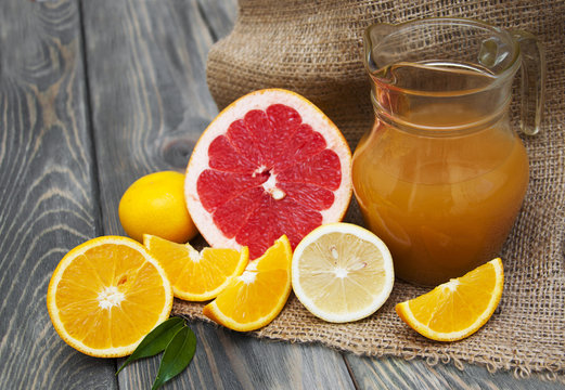 Fresh citrus juice