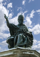 Fototapeta na wymiar The monument to Pope Paul the fifth