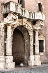 Obraz premium Medieval arch with a balcony in Verona