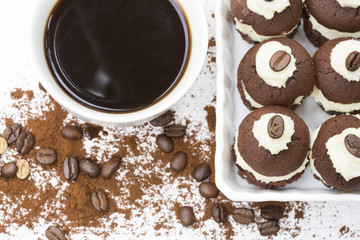 Cupcakes and coffee