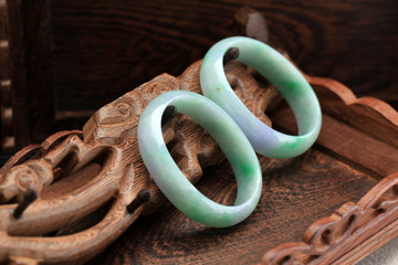 Chinese jade bracelet features © litchima