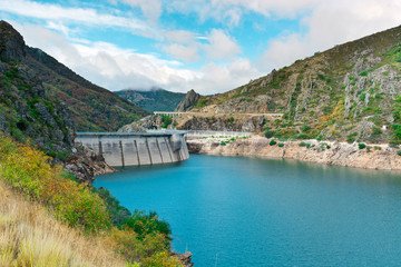 Obraz na płótnie Canvas Dam in Spain