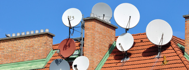 hausdach mit antenne