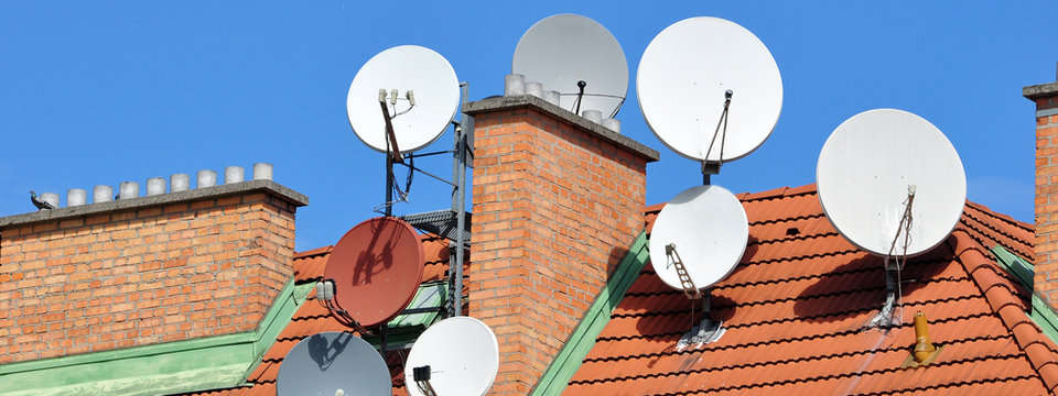 hausdach mit antenne