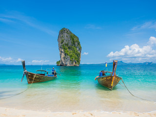 Fototapeta premium Boat Phranang beach Thailand